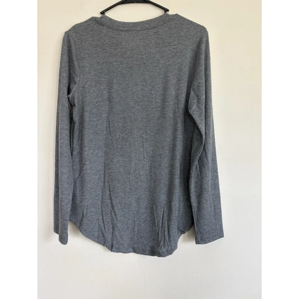 Eddie Bauer Grey Waffle Knit Henley VNeck Long Sleeve SMALL Capsule‎ Wardrobe